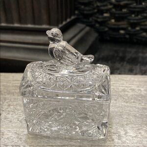 Vintage Hofbauer Byrds Collection 24% Lead Crystal Bird Decorative Box!